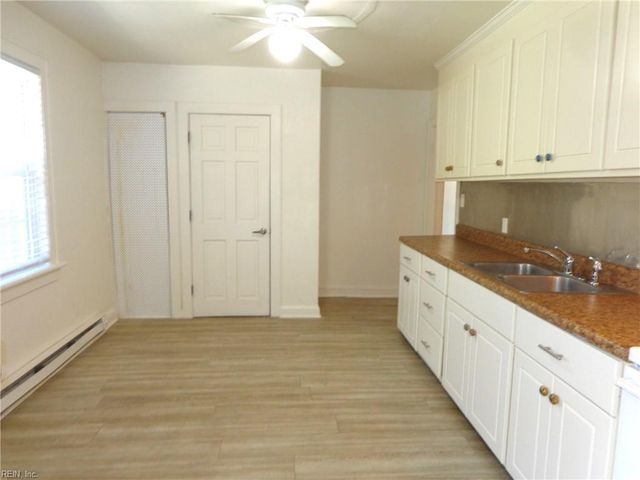 2016 E Ocean View Ave Apt 8, Norfolk, VA 23503