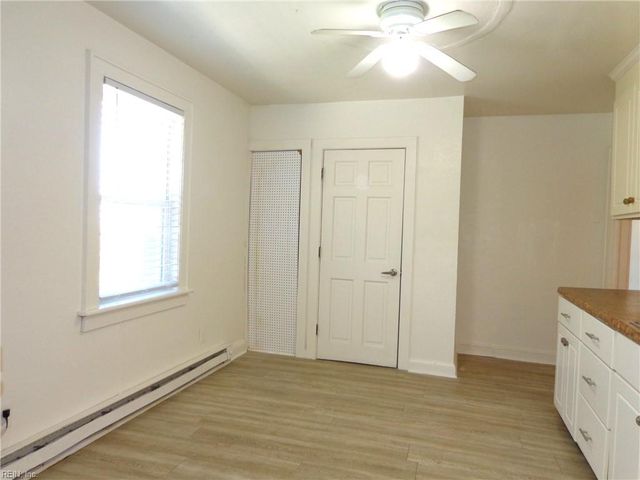 2016 E Ocean View Ave Apt 8, Norfolk, VA 23503