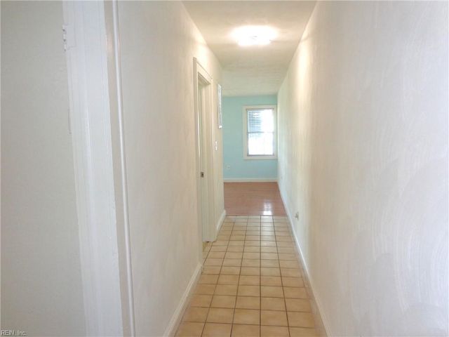 2016 E Ocean View Ave Apt 8, Norfolk, VA 23503