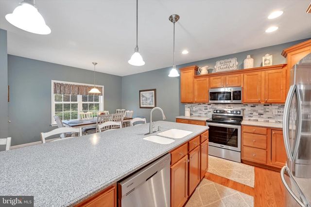 701 HAMPDEN RD, Elizabethtown, PA 17022