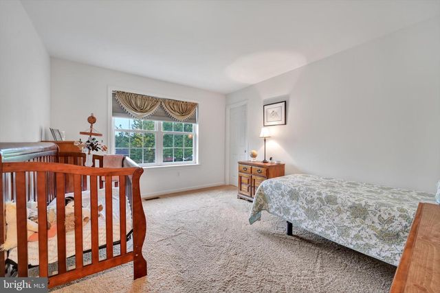 701 HAMPDEN RD, Elizabethtown, PA 17022