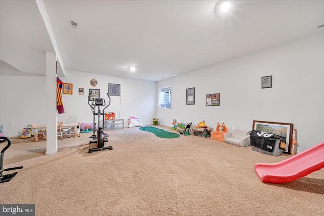 701 HAMPDEN RD, Elizabethtown, PA 17022
