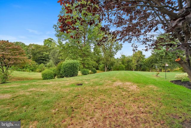701 HAMPDEN RD, Elizabethtown, PA 17022