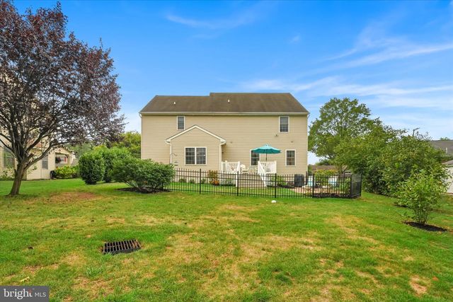 701 HAMPDEN RD, Elizabethtown, PA 17022