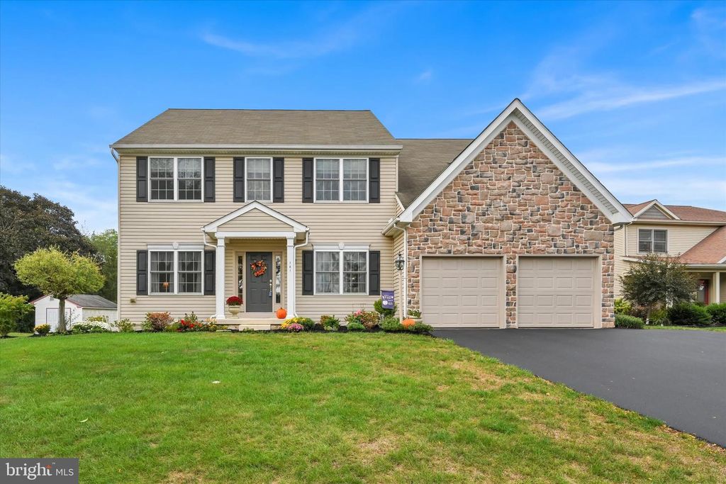 701 HAMPDEN RD, Elizabethtown, PA 17022
