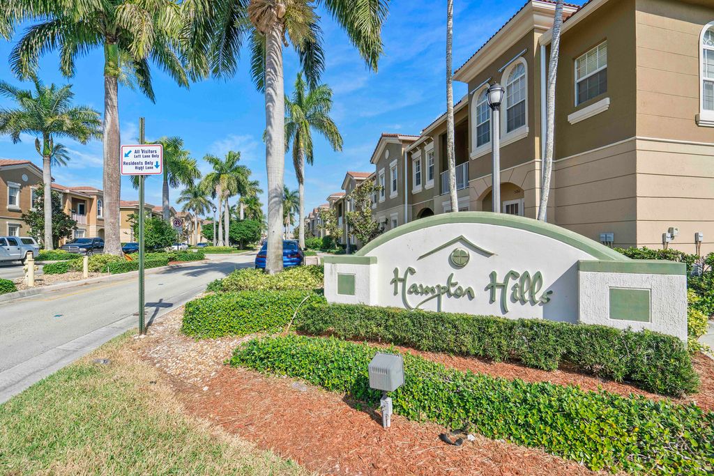 9107 Chambers Street 9107, Tamarac, FL 33321