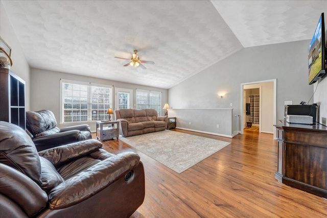 3609 Carson RD, Roanoke, VA 24012