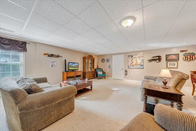 3609 Carson RD, Roanoke, VA 24012