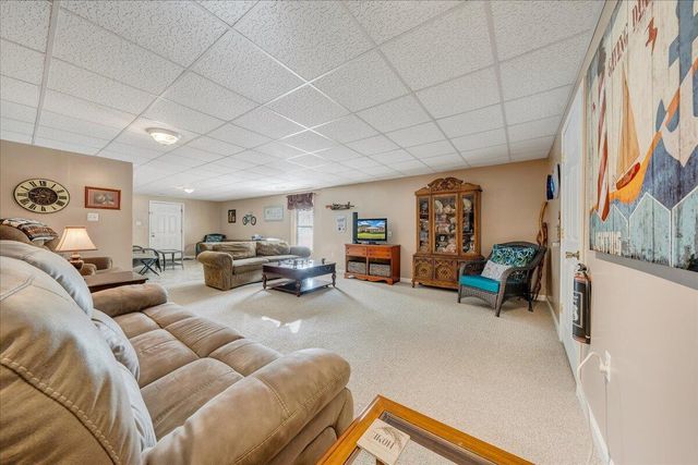 3609 Carson RD, Roanoke, VA 24012