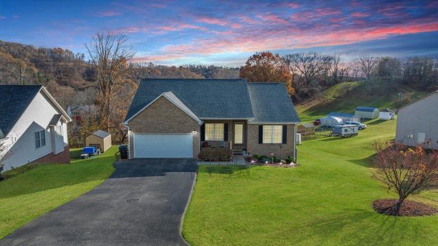 3609 Carson RD, Roanoke, VA 24012