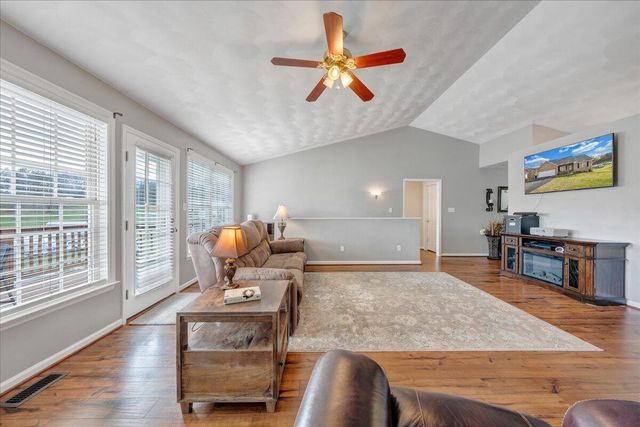 3609 Carson RD, Roanoke, VA 24012