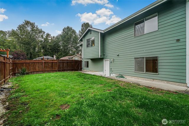 31758 SW 14th Way, Federal Way, WA 98023
