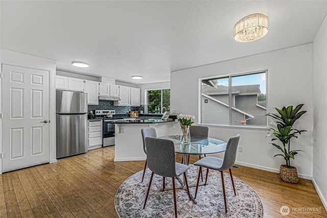 31758 SW 14th Way, Federal Way, WA 98023