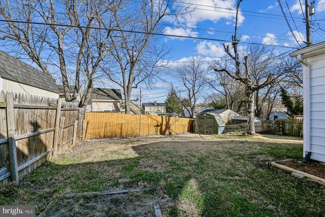 1212 SEVEN OAKS RD, Baltimore, MD 21227