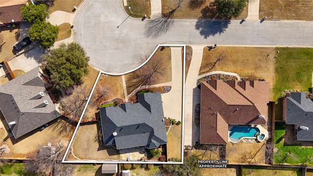 317 Billo Court, Weatherford, TX 76087