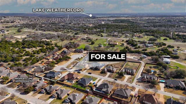 317 Billo Court, Weatherford, TX 76087