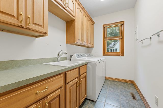 7624 Mikayla Drive, Westerville, OH 43082