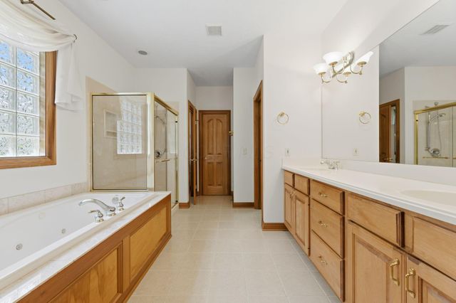 7624 Mikayla Drive, Westerville, OH 43082