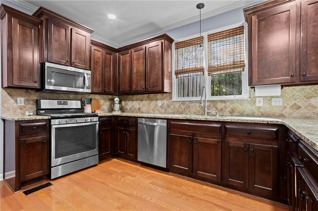 549 Autumn Ridge Drive, Canton, GA 30115