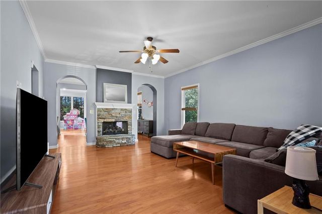 549 Autumn Ridge Drive, Canton, GA 30115