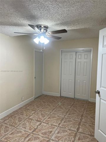 9 NE 44th Street, Deerfield Beach, FL 33064
