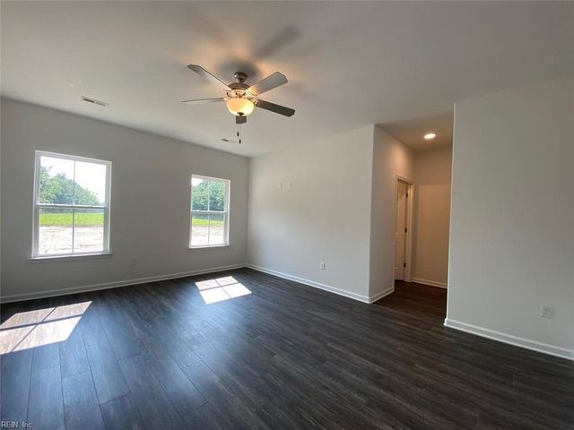 2105 Holland Corner RD, Suffolk, VA 23437