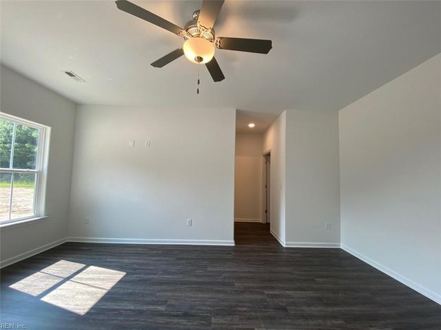 2105 Holland Corner RD, Suffolk, VA 23437