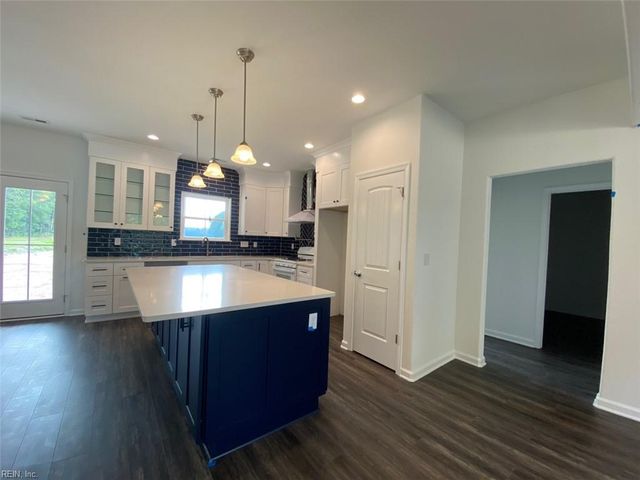 2105 Holland Corner RD, Suffolk, VA 23437
