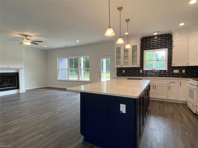 2105 Holland Corner RD, Suffolk, VA 23437