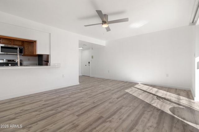 3033 E DEVONSHIRE Avenue 2005, Phoenix, AZ 85016