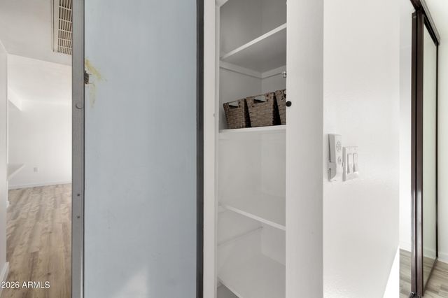 3033 E DEVONSHIRE Avenue 2005, Phoenix, AZ 85016