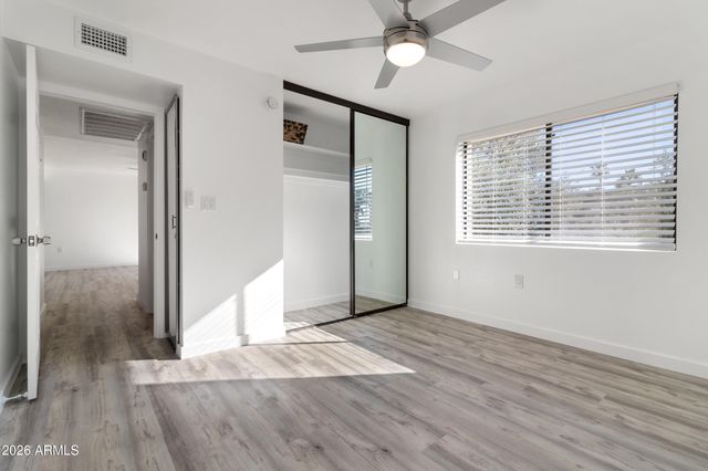 3033 E DEVONSHIRE Avenue 2005, Phoenix, AZ 85016