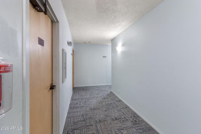 3033 E DEVONSHIRE Avenue 2005, Phoenix, AZ 85016