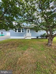 132 QUAKER RD, Pennsville, NJ 08070