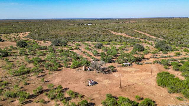 0 S FM 1343, Devine, TX 78016