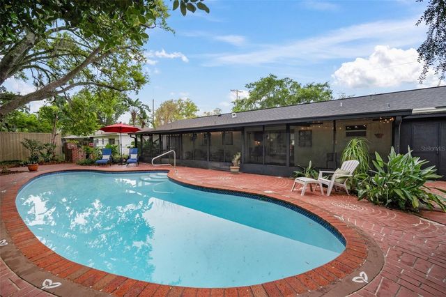 1003 MANDALAY DRIVE, Brandon, FL 33511