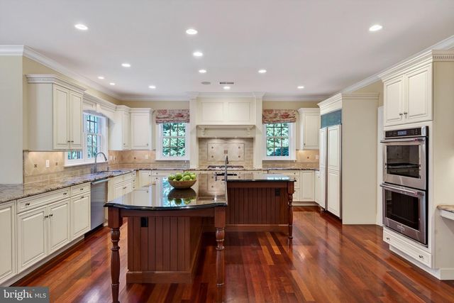 152 GRUBB RD, Malvern, PA 19355