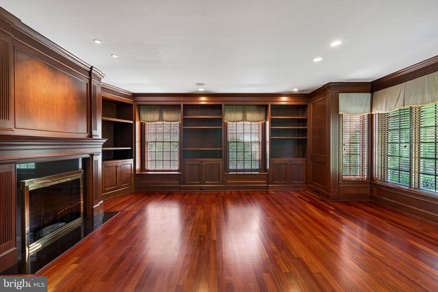 152 GRUBB RD, Malvern, PA 19355