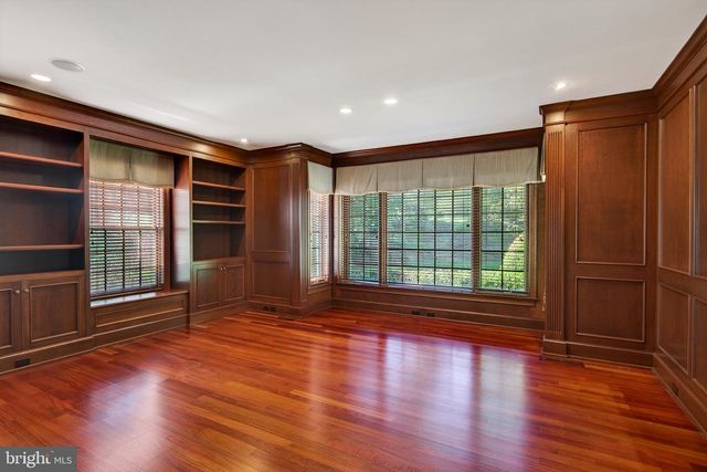 152 GRUBB RD, Malvern, PA 19355