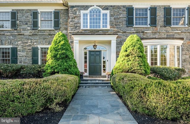 152 GRUBB RD, Malvern, PA 19355