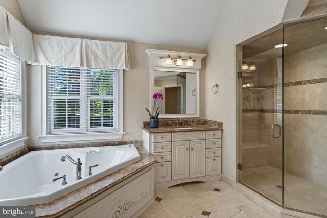 152 GRUBB RD, Malvern, PA 19355
