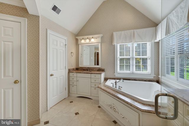 152 GRUBB RD, Malvern, PA 19355