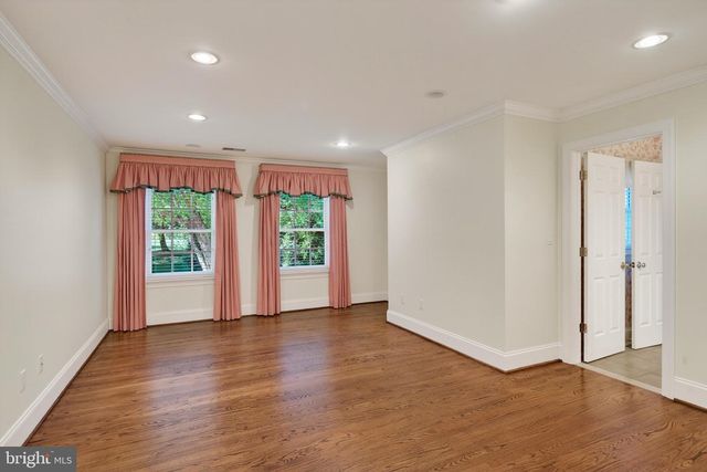 152 GRUBB RD, Malvern, PA 19355