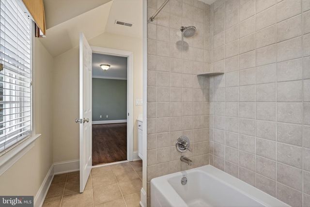 152 GRUBB RD, Malvern, PA 19355