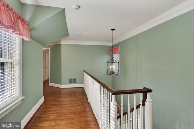 152 GRUBB RD, Malvern, PA 19355
