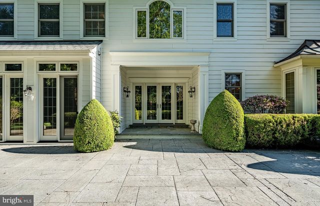 152 GRUBB RD, Malvern, PA 19355