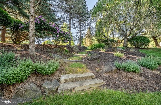 152 GRUBB RD, Malvern, PA 19355