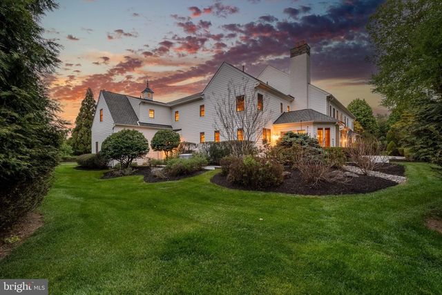 152 GRUBB RD, Malvern, PA 19355