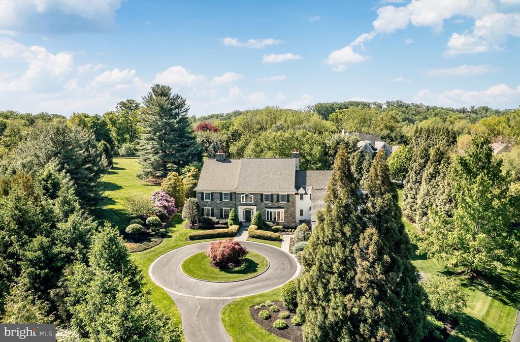 152 GRUBB RD, Malvern, PA 19355