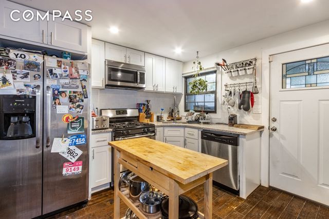 549 Monroe Street, New York City, NY 11221